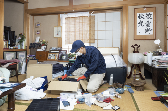 専門スタッフによる丁寧な遺品整理作業